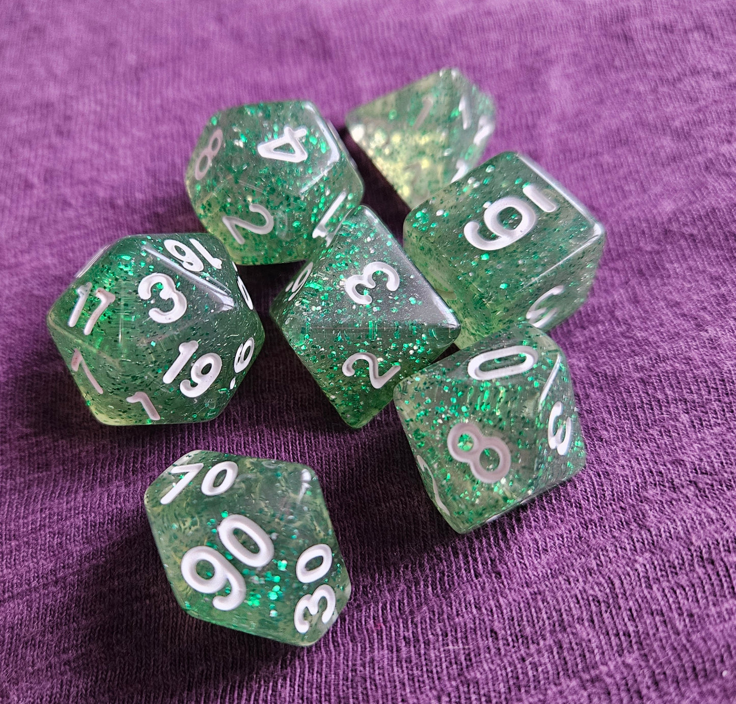 Green Glitter Polyhedral Dice