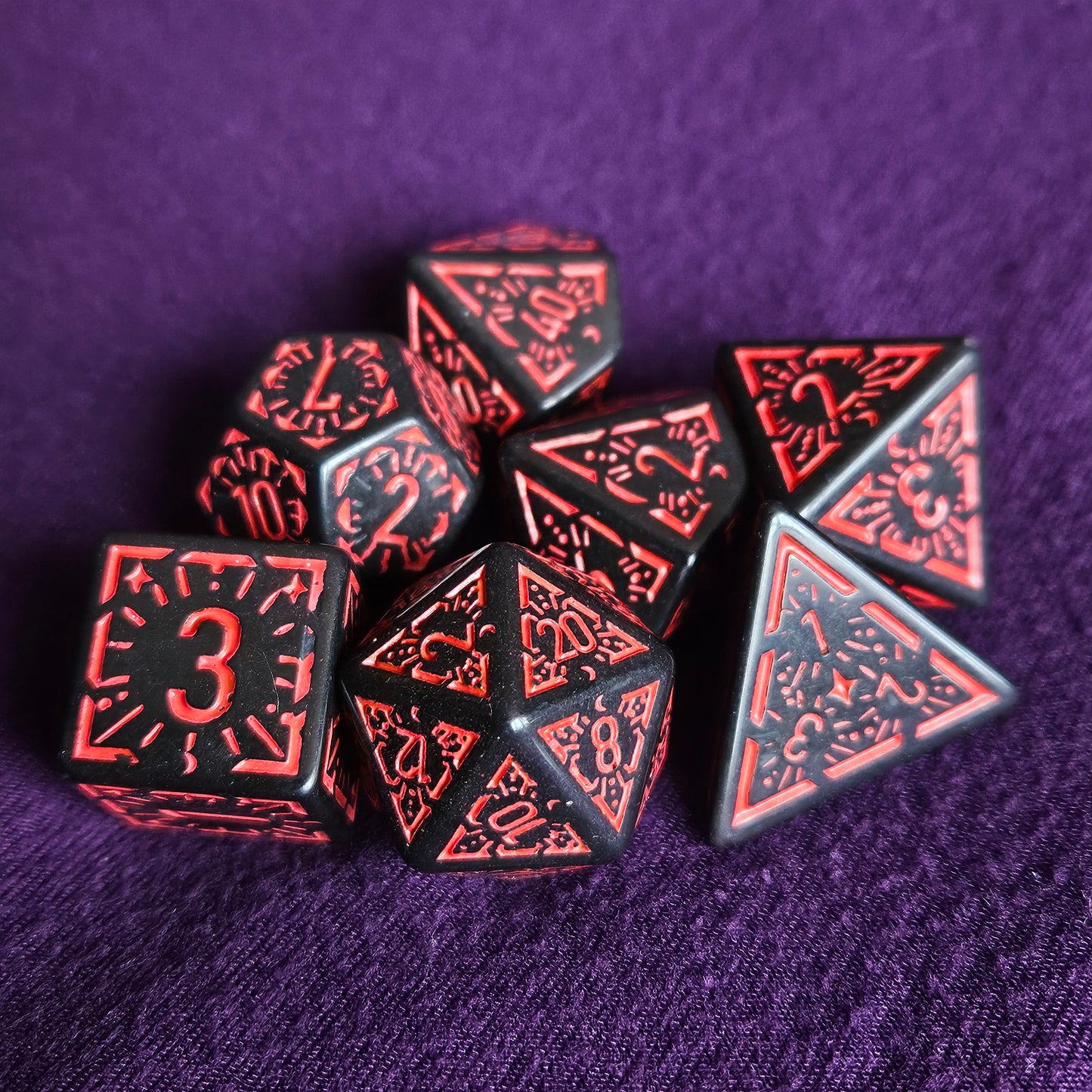 Runic Blood Polyhedral Dice