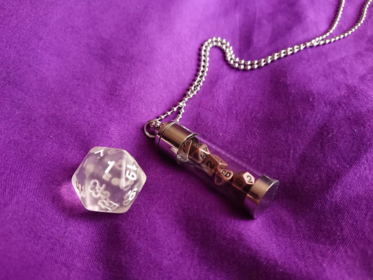 Tiny Metal Dice