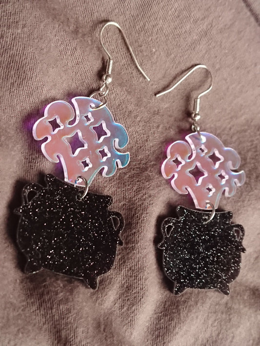 Witchy cauldron earrings