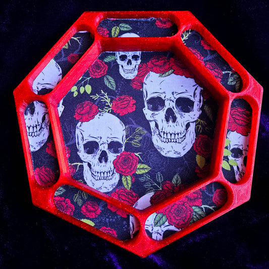 Skull dice tray with fabric lining